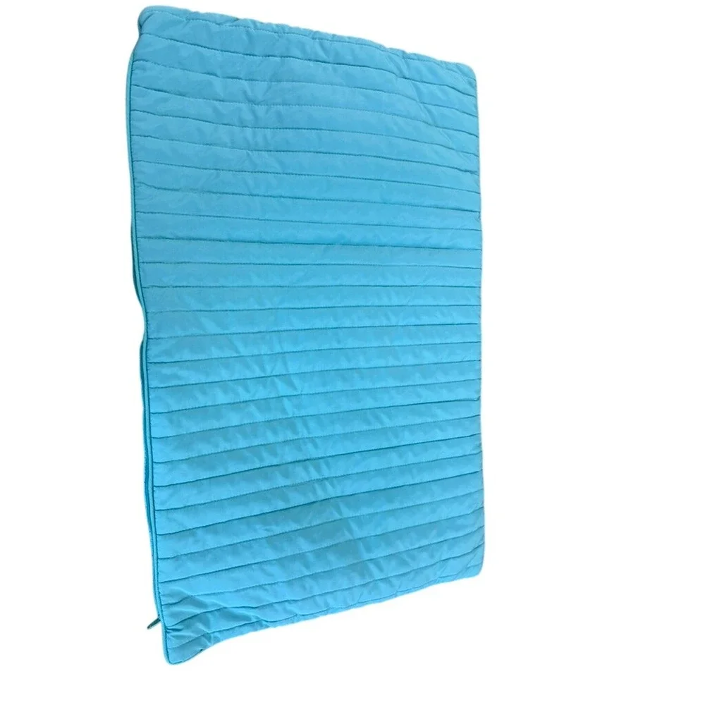 2 Pc‎ Set Blue Channel Quilted Lightweight Coverlet Reversible 106x94 & Sham